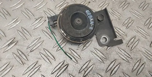 Toyota Urban Cruiser (XP110) Horn signal 8651068010