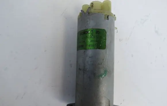 Porsche Cayenne (9PA) Seat adjustment motor 0130002530 198393