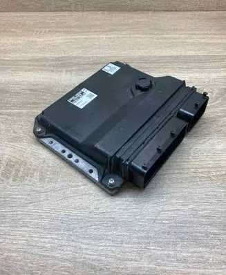 Toyota Matrix (E140) Engine control unit/module ECU 8966102L30 TN2751007411
