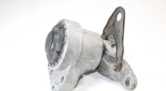 Ford Mondeo MK IV Engine mount bracket 9G916F012AA