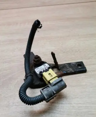 Toyota Avensis T250 Airbag deployment crash/impact sensor 8917305030 235415101f