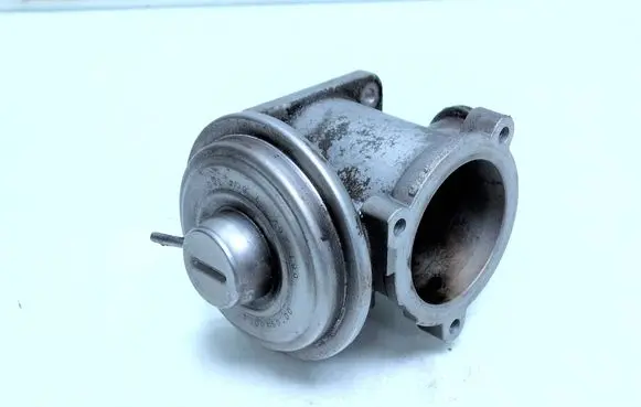 BMW 5 E60 E61 EGR valve 7804380