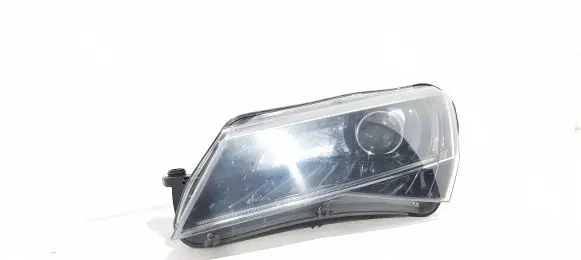 Skoda Superb B6 (3T) Headlight/headlamp 3V1941015B 1ZS01193925