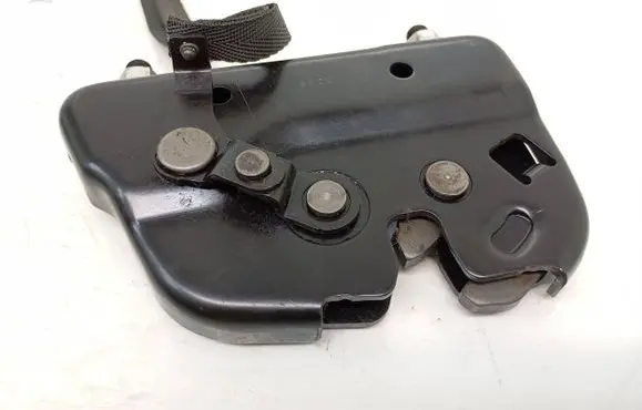 Suzuki Grand Vitara II Seat back rest lock catch 