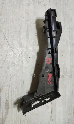 Rear door exterior handle/bracket