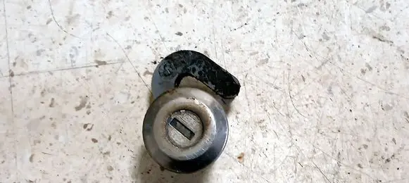 Peugeot 306 Front door lock (next to the handle) 