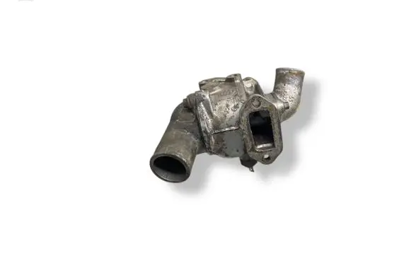 Jaguar XJ X40 Thermostat housing AC8209