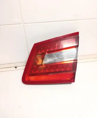 Mercedes-Benz E W212 Tailgate rear/tail lights E12729 A055364