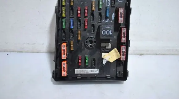 Volkswagen PASSAT CC Fuse module 3C0937125