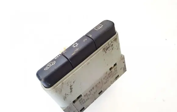 Opel Astra G Windscreen/window heater switch 90559839 70608
