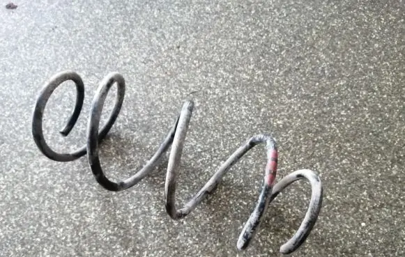 Mercedes-Benz C W204 Front coil spring