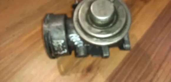 Audi A3 S3 8L Throttle valve 038129637l