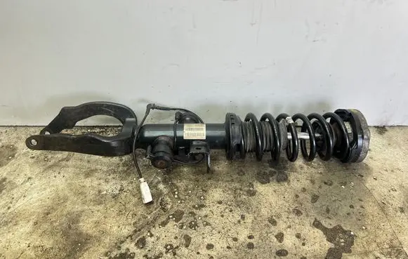 BMW 5 F10 F11 Front shock absorber with coil spring 6796857