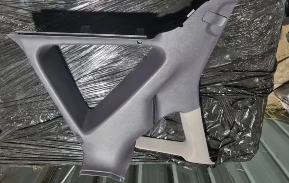 Mercedes-Benz A W168 (D)pillar trim (top) A1686902440