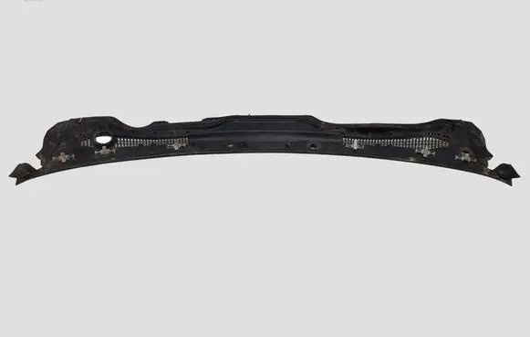 Volvo V50 Wiper trim