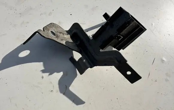 Volkswagen Beetle A5 Other engine bay part 5K0971858 0514