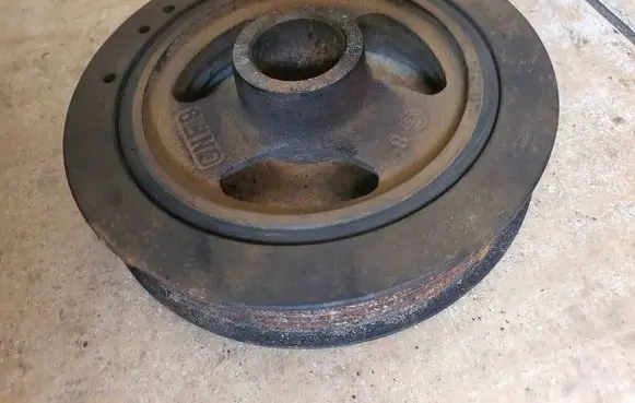 Ford Focus Crankshaft pulley 2218434211 CNF9 434211