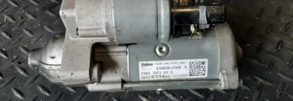 Peugeot 208 Starter motor 9832577880