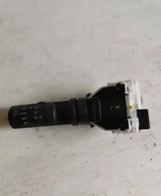 Nissan Qashqai+2 Indicator stalk 7606SN