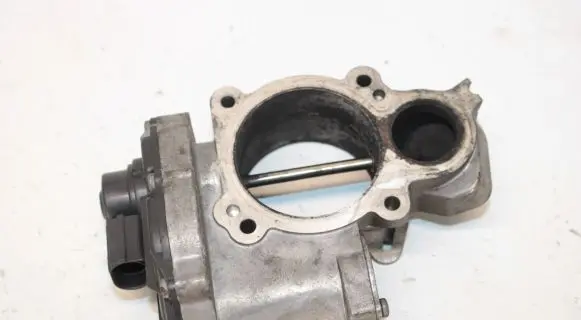 Audi A4 S4 B6 8E 8H EGR valve 06D131503C