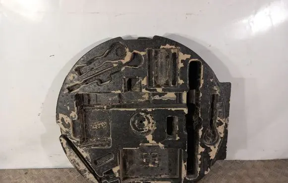 Nissan Qashqai Trunk bottom trim panel 