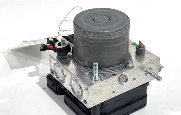 Renault Clio V ABS Pump 476608195R