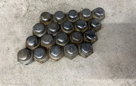 Ford Mondeo MK IV Nuts/bolts