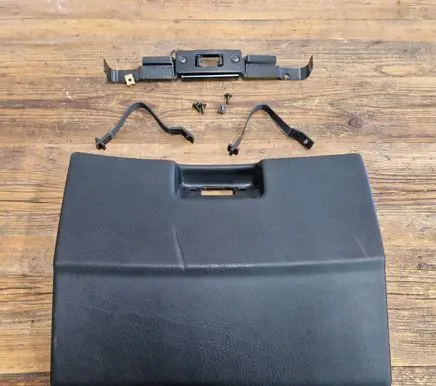 BMW Z3 E36 Glove box 8399610