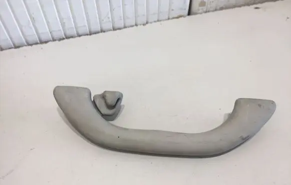 Volkswagen PASSAT B5 Rear interior roof grab handle 3B0857607A