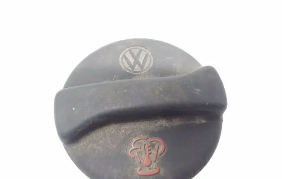 Volkswagen PASSAT B4 Coolant expansion tank/reservoir cap 357121321C