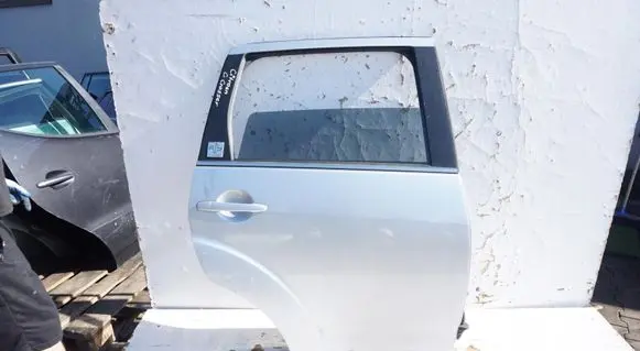 Citroen C-Crosser Rear door