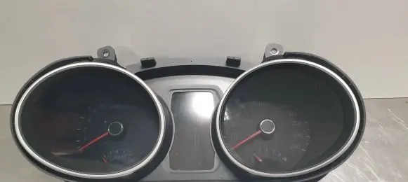 KIA Sportage Speedometer (instrument cluster) 940333U095