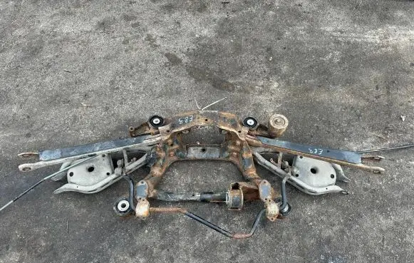 BMW X3 E83 Rear axle beam 