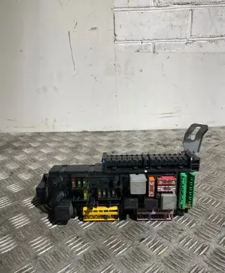 Mercedes-Benz E C207 W207 Comfort/convenience module 2129000004 5DK00962057 2129022702