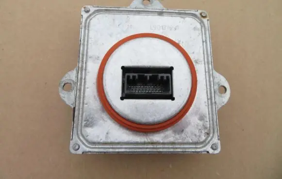 Renault Talisman LED ballast control module 260553029R