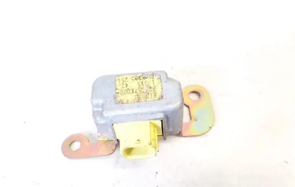 Mazda 323 F Airbag deployment crash/impact sensor 511120310930