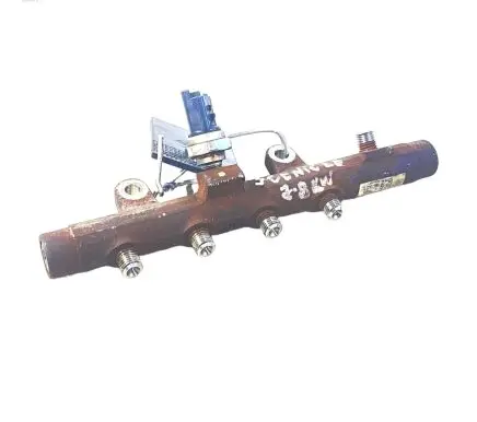 Renault Scenic II - Grand scenic II Fuel main line pipe 8200397346 5WS40154 A2C20001221