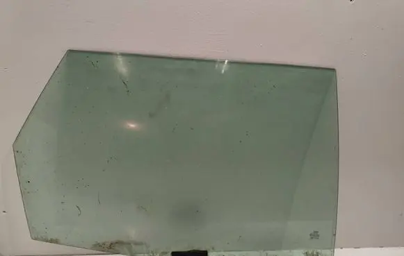 Audi A4 S4 B6 8E 8H Rear door window glass 43R00081 A011404