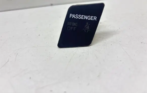 Toyota Yaris Passenger airbag on/off switch 839500D010