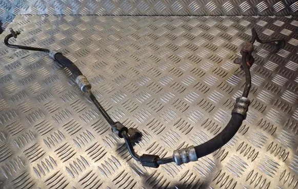 Power steering hose/pipe/line