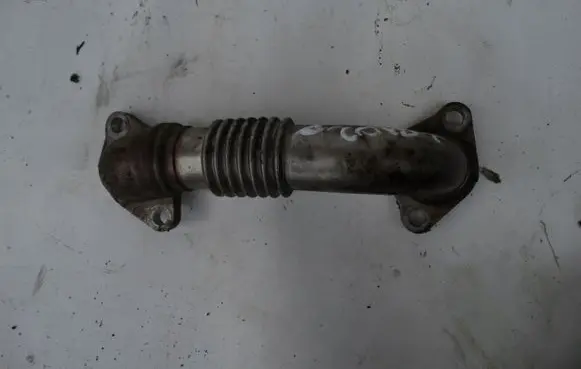 Honda CR-V EGR valve line/pipe/hose 6437ng