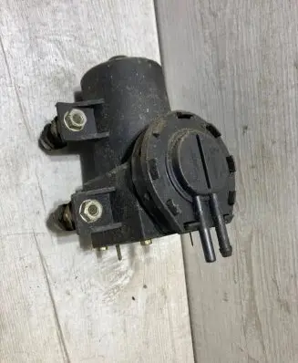 Bentley Mulsanne Vacuum valve 