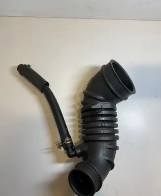 Mitsubishi L200 Breather/breather pipe/hose MNI71012