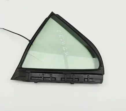 Lexus IS III XE30 Rear vent window glass 6818953040 6812453110