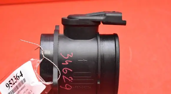 Mazda 3 I Mass air flow meter 8ET009142-541