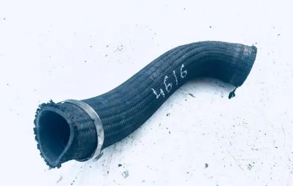 Volkswagen Golf V Intercooler hose/pipe
