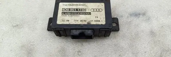 Audi A4 S4 B5 8D Alarm control unit/module 4D0951173D