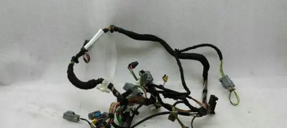 Jaguar XK - XKR Seat wiring loom 6W8314B719BF C2P16444