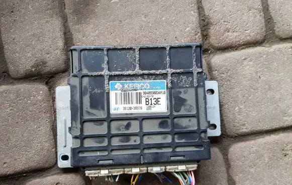 Hyundai Santa Fe Engine control unit/module