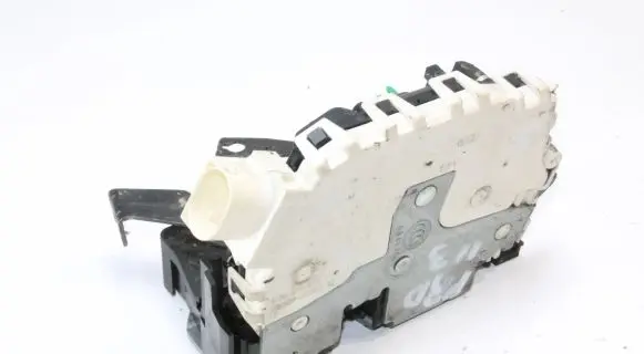 Land Rover Range Rover L322 Front door lock 3H4221812AD